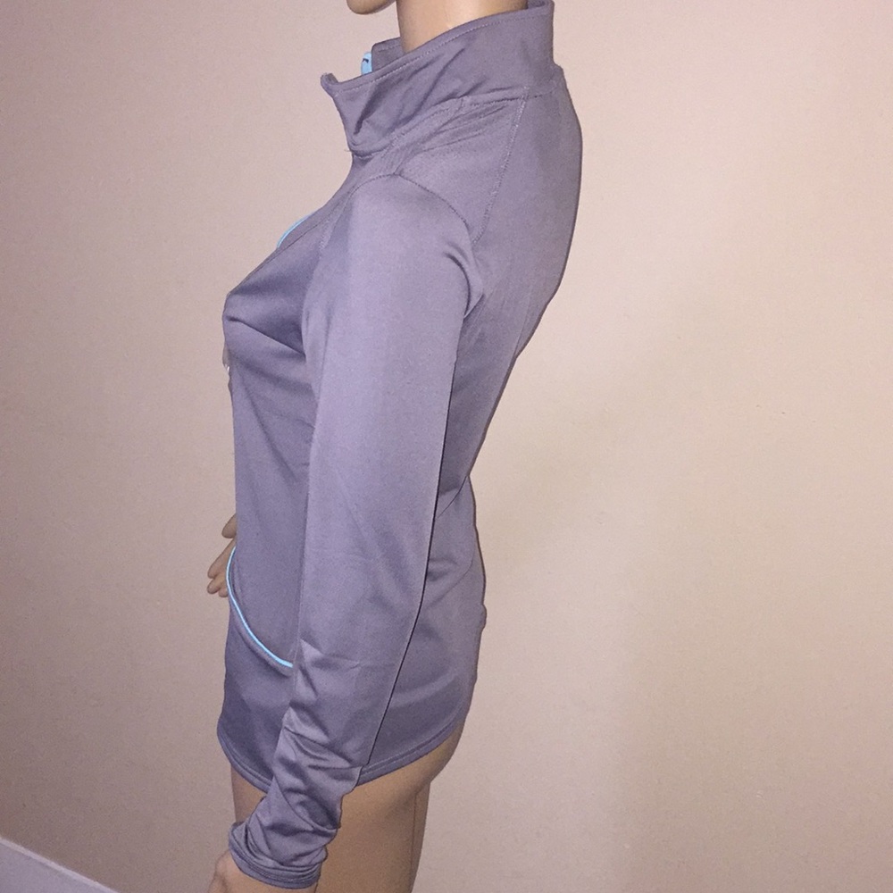 πΊπΈπΊπΈπΊπΈZip front jacket ππ₯ - Picture 4 of 7